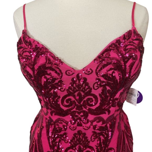 Windsor Pauline Fuschia Sequin Mermaid Maxi Prom Formal Gown - Picture 3 of 5